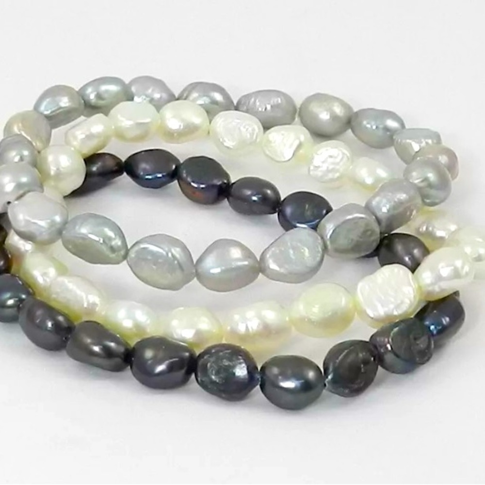 Macy's 3-Pc. Set White Cultured Freshwater Pearl (6-1/2 mm) Stretch Bracelets - Picture 4 of 4